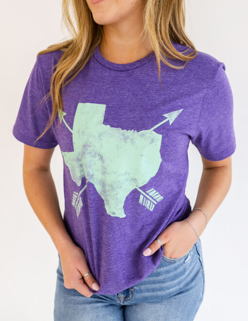 model-purple-texas-seafoam-arrow-short-sleeve-shirt-heather-110139-G640-HTHPURPLE (2)