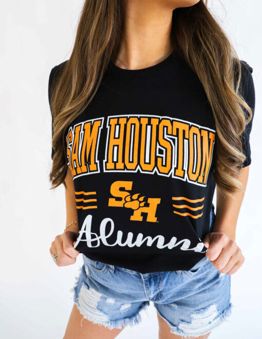 model-sam-houston-bearkats-alumni-black-short-sleeve-shirt-1631488-980-BLACK (2)